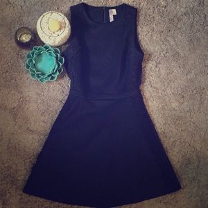 Alya Navy Dress